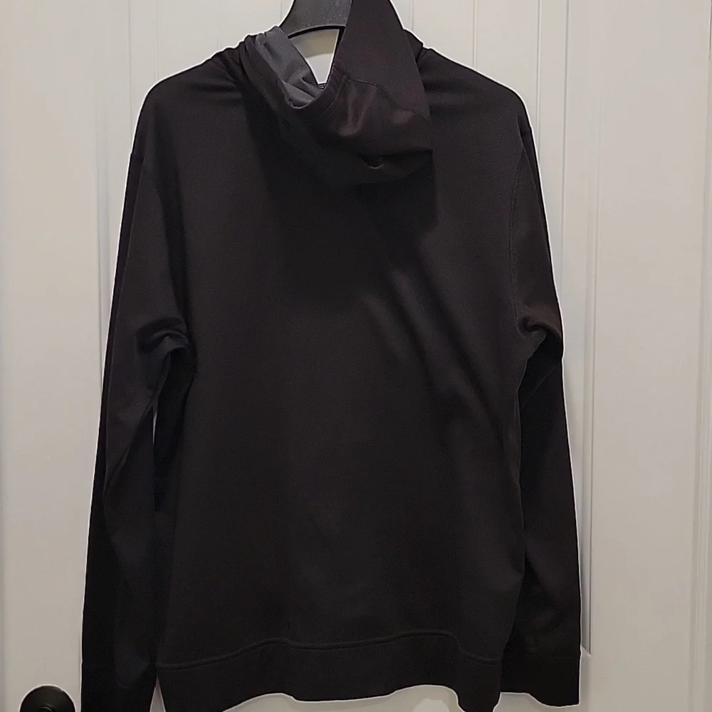 Patagonia Men's Black Hoodie Logo Size XL - Picture 7 of 9